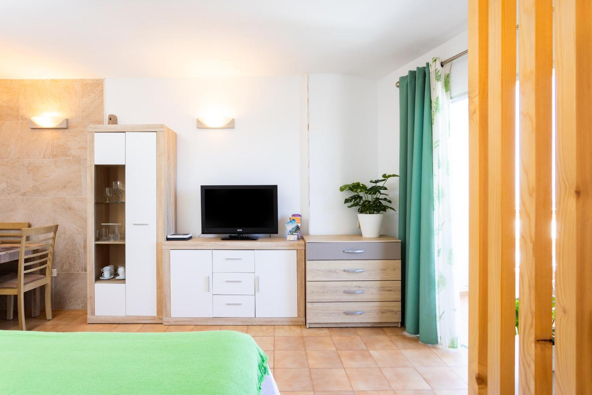 Cozy Seafront Studio With Balcony & Ocean Views San Marcos  Exteriör bild